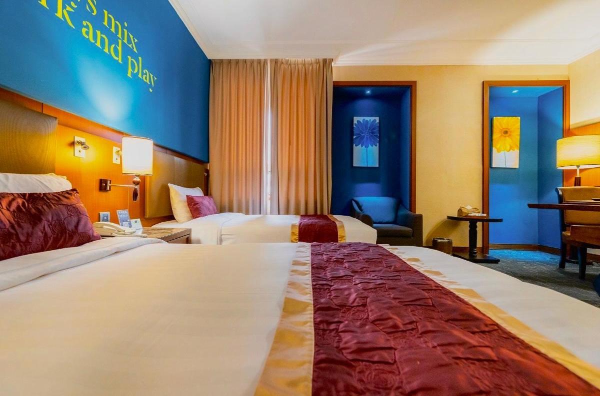 Golden Tulip - Aesthetics Hotel Zhunan Екстериор снимка