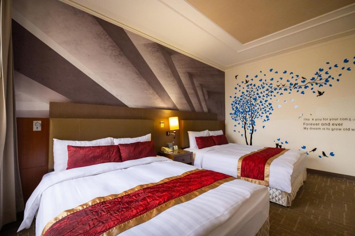 Golden Tulip - Aesthetics Hotel Zhunan Екстериор снимка