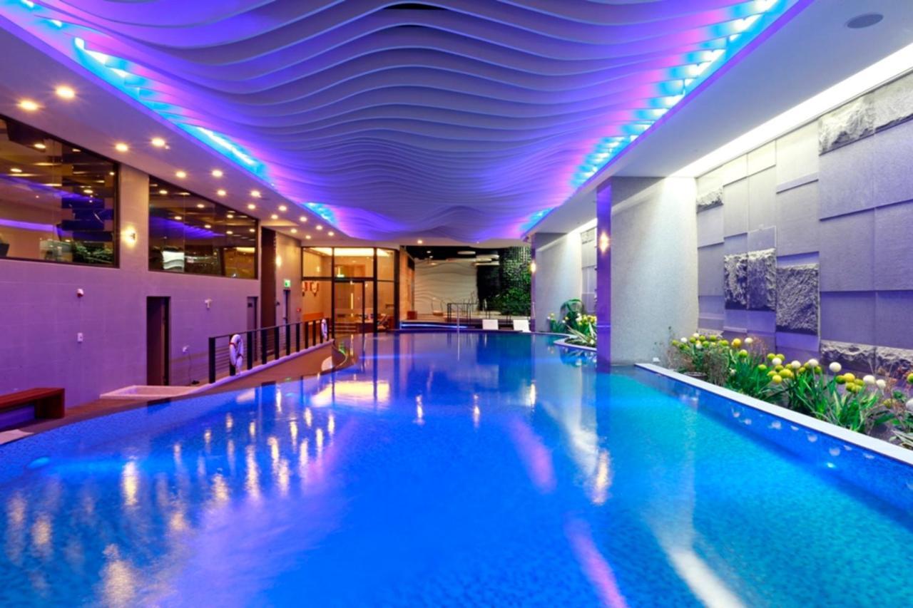 Golden Tulip - Aesthetics Hotel Zhunan Екстериор снимка